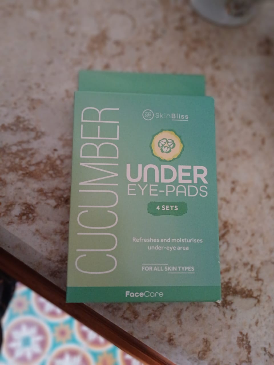 Patch à l'extrait de concombre pour les yeux